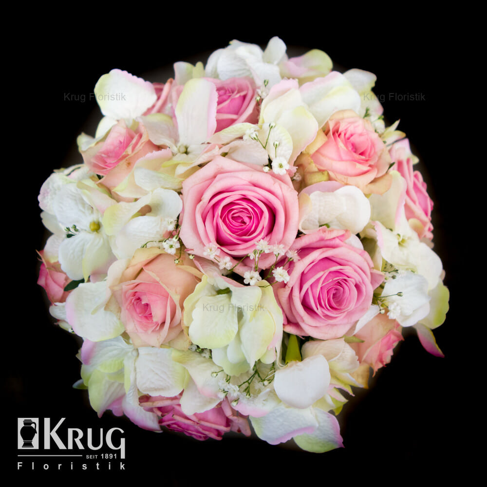 Sommer Brautstrauß mit rosa Rosen, weiße Hortensie